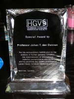 The HGVS award received by Johan den Dunnen